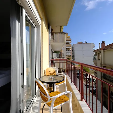 Eva House 1 *